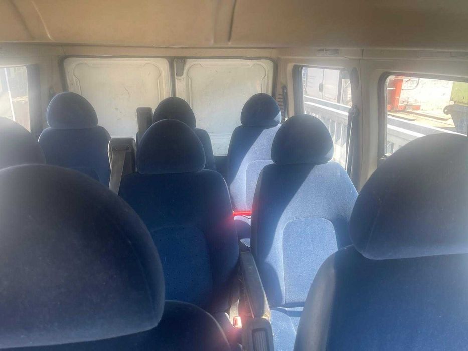 opel vivaro 9 lugares