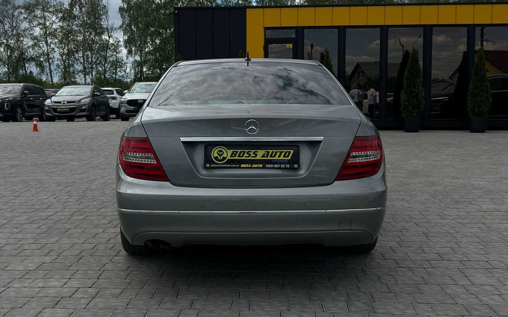 Mercedes-Benz C 200 2012