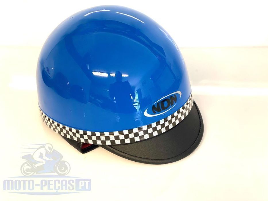 CAPACETE VINTAGE NEDIMOTO KIKO VERMELHO