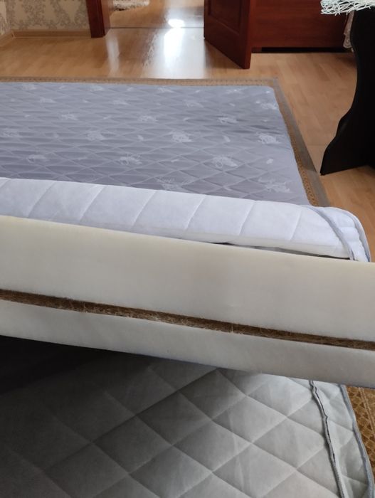 Продам матрас-топер,бренд SoftDream