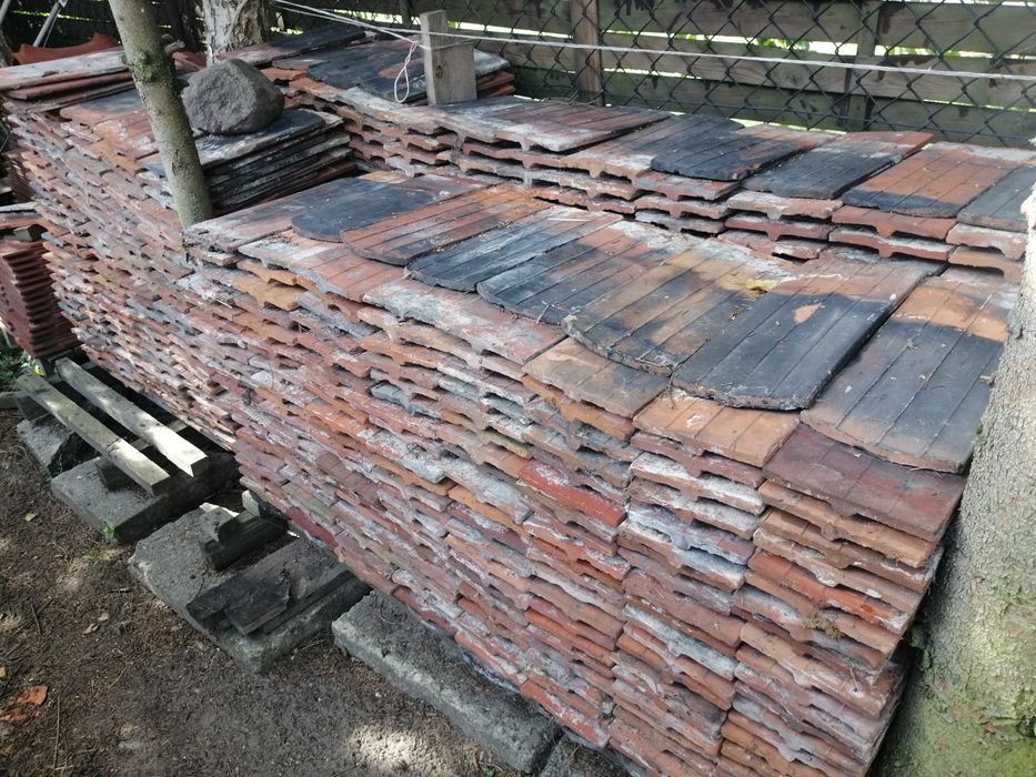 Dachówka ceramiczna karpiówka na wiatę na ogrodzenie