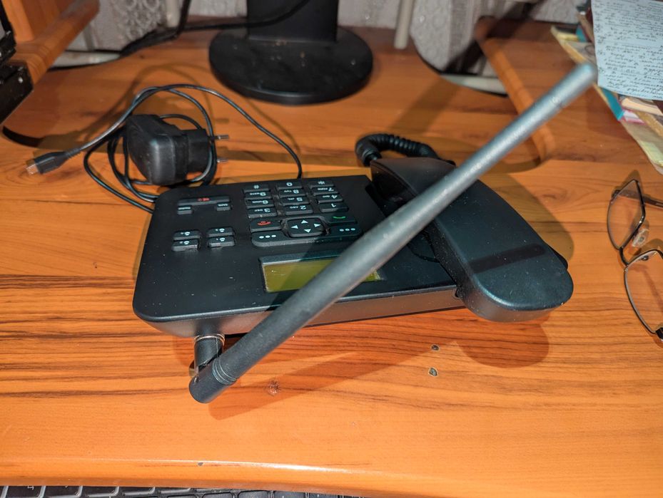 Стационарный телефон GSM КТ-1000 под любого мобильного оператора