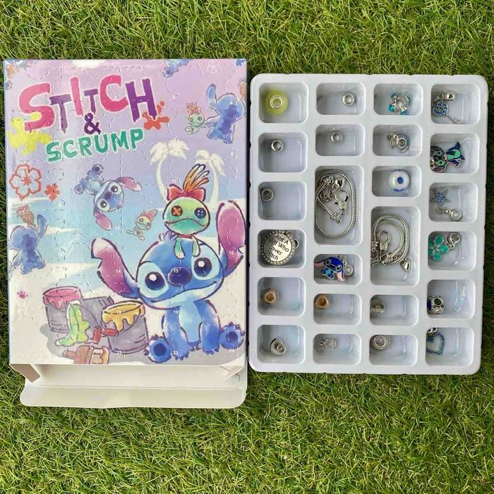 Набір прикрас 24 шт Адвент календар браслет та підвіски Disney Стіч