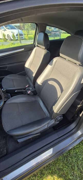 Opel Astra GTC Xenon Tempomat