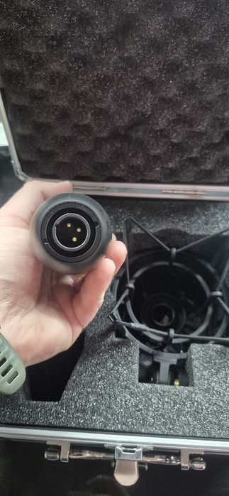 Мікрофон AKG P220 + кабель