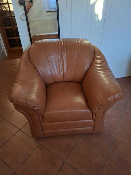 Sofa i fotel z ekoskóry