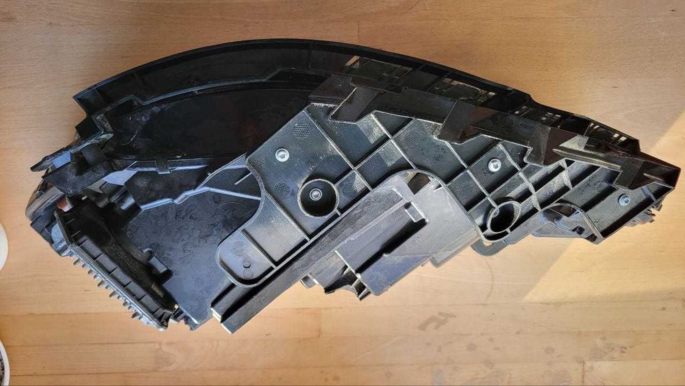 [ПІД РЕМОНТ, НА ЗАПЧАСТИНИ] Фара права Jeep Cherokee KL 2019 - 2022