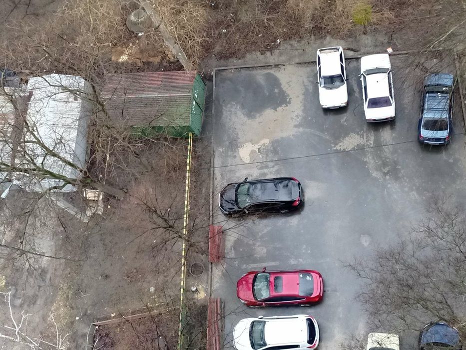 Продам/здам гараж на космической