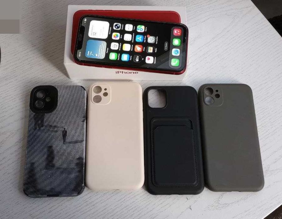 IPhone 11, Red, 128Gb + 4 чохла
