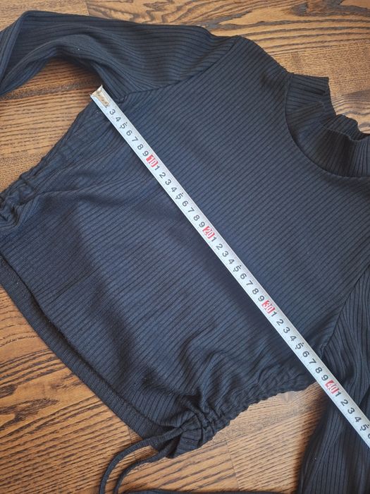 Czarny półgolf crop top xs