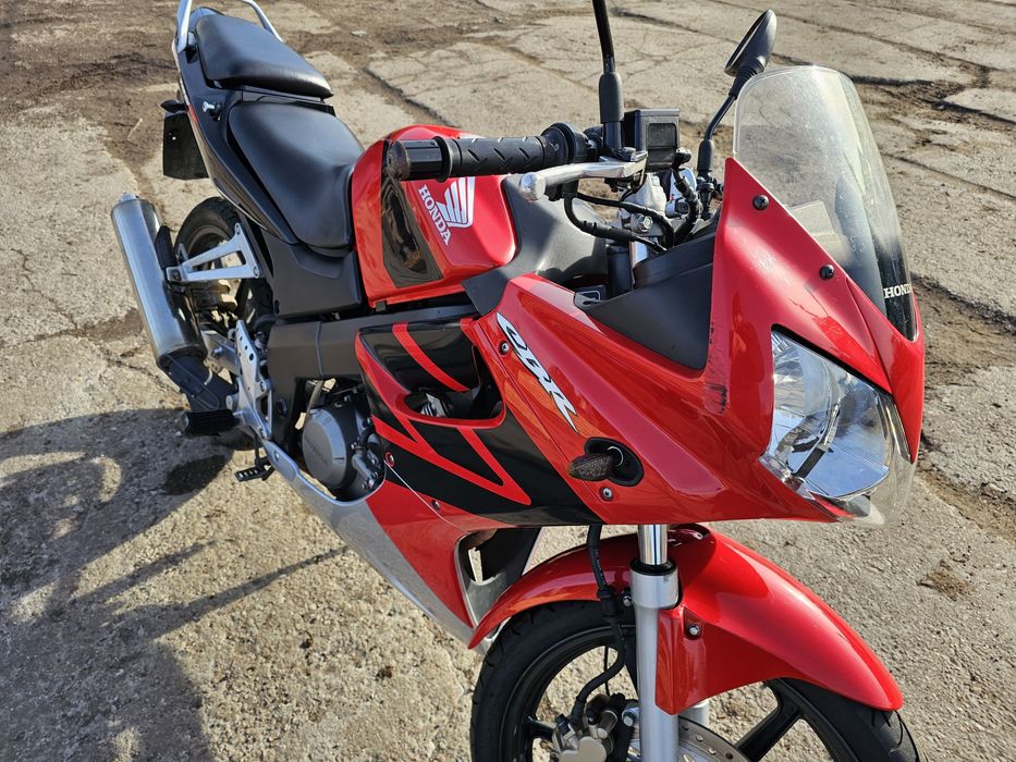 HONDA CBR 125 R aprilia derbi kat A1 , B