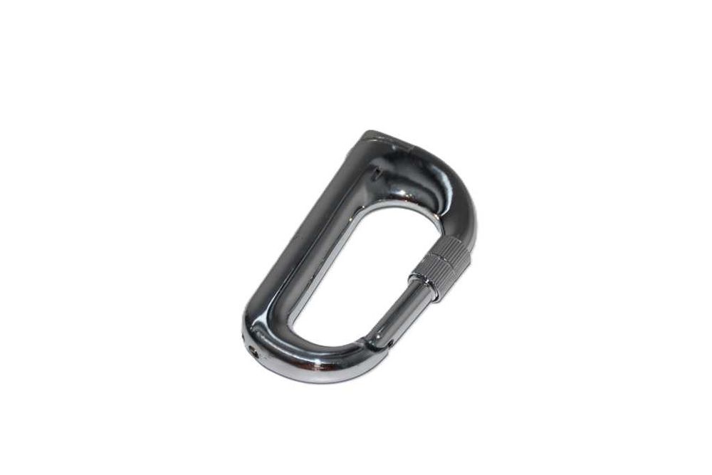 Isqueiro Marlboro com formato de mosquetão de segurança (carabiner)