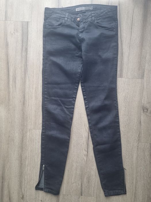 Zara spodnie woskowane XS/S