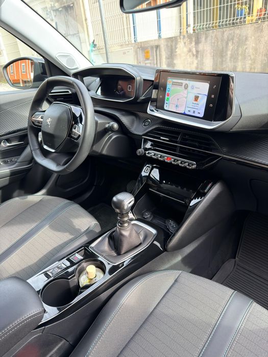 Peugeot 2008 1.2 Gasolina ALLURE