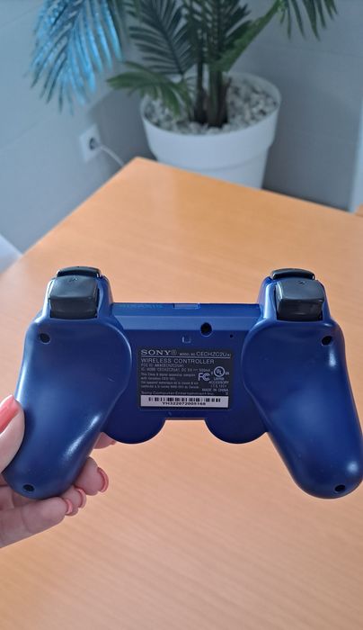 New Wireless PS3 Controllers64730234872322121