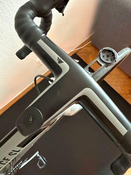 Canyon Ultimate CF SL 8 Disc Ultegra Di2 2x12 bez kół