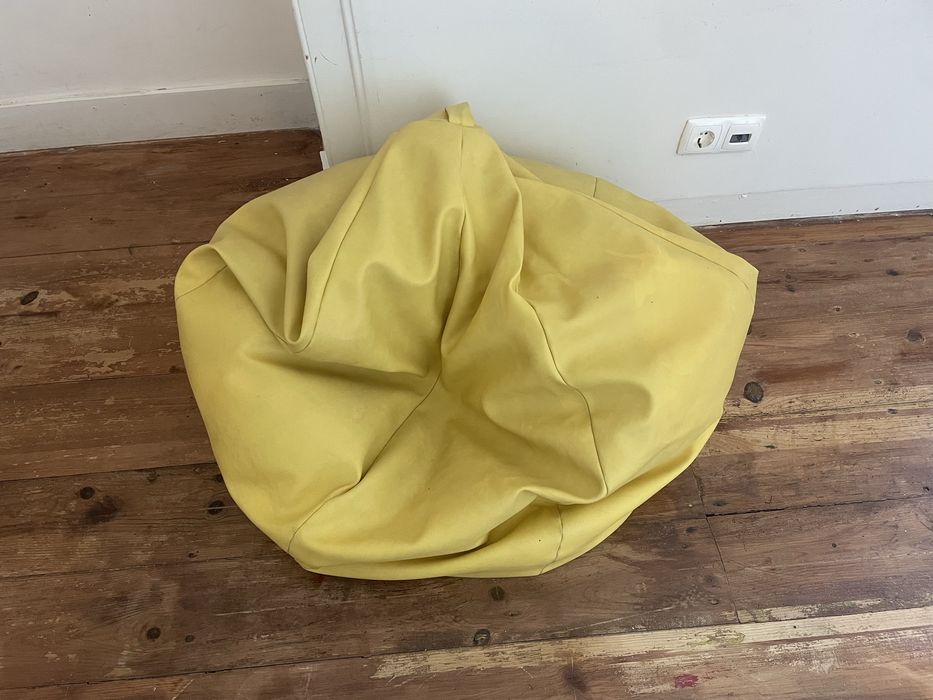 Cadeiras /sofas/ pouffs