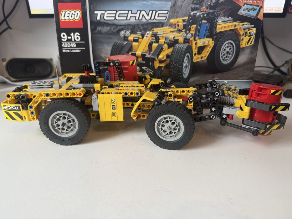 Lego Technic ładowarka górnicza mine loader 42049