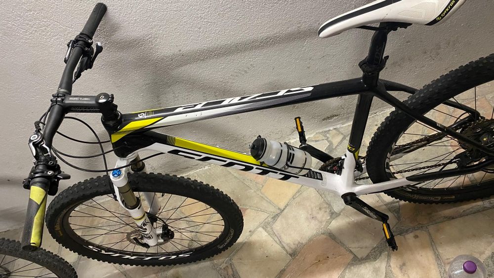 Bicicleta Scott scale 730 carbono