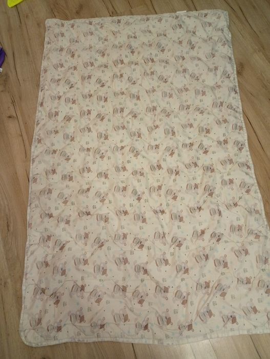 Kołderka cienka caloroczna dla dziecka 100x160