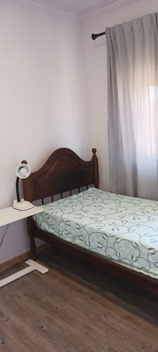 Quarto para arrendamento Vila Franca de Xira (solteiro)