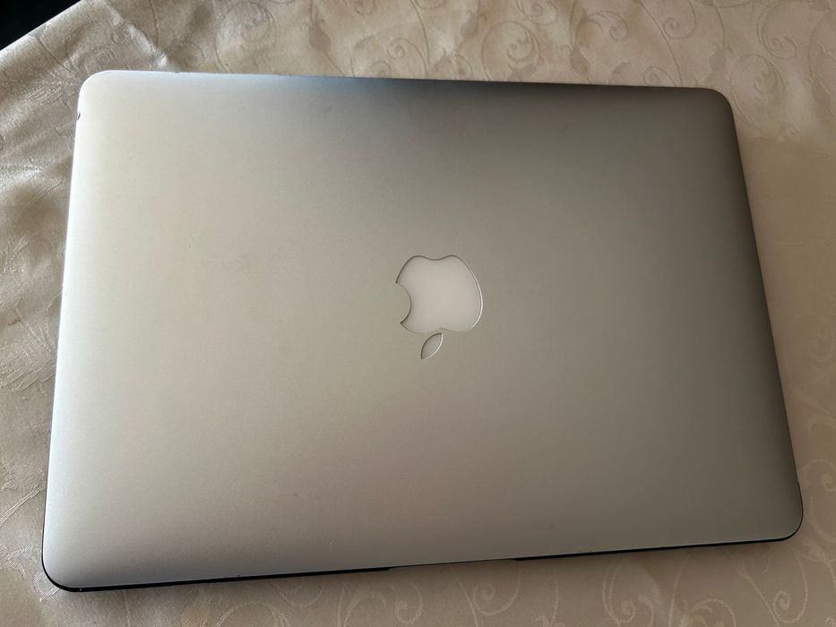MacBook Pro for Sale425334580299714561