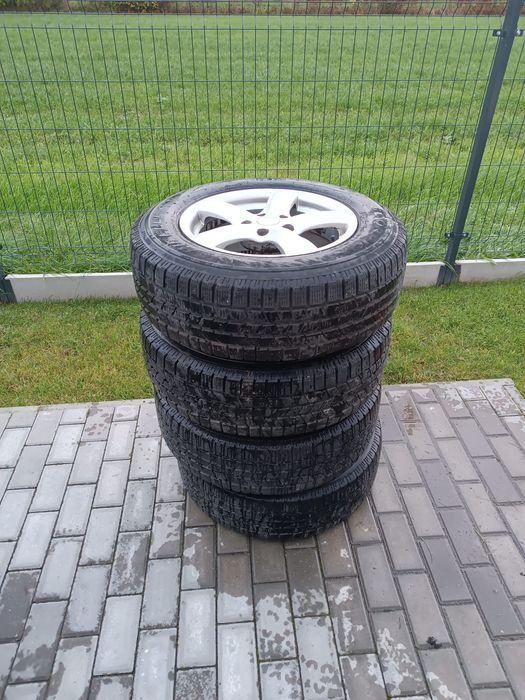 Alufelgi R16, Opony zimowe Pirelli