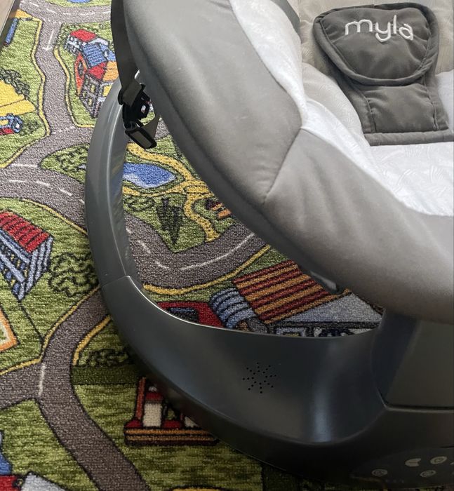 Заколисуючий центр