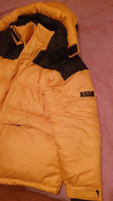 Продам пуховик від ARMANI EA7  xl оригінал