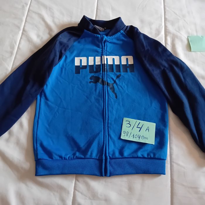 Casacos desportivos  menino ,veste 3/4 anos, como novos varias marcas