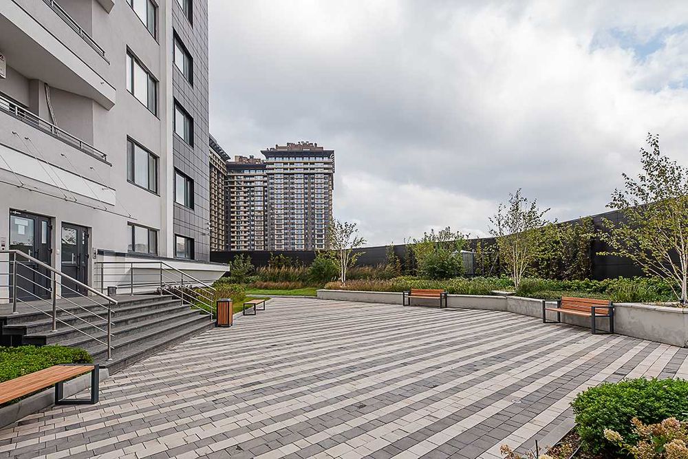 Smart Plaza Obolon. Є генератор. Дизайнерські апартаменти.