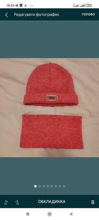 Зимова шапка для дівчинки.