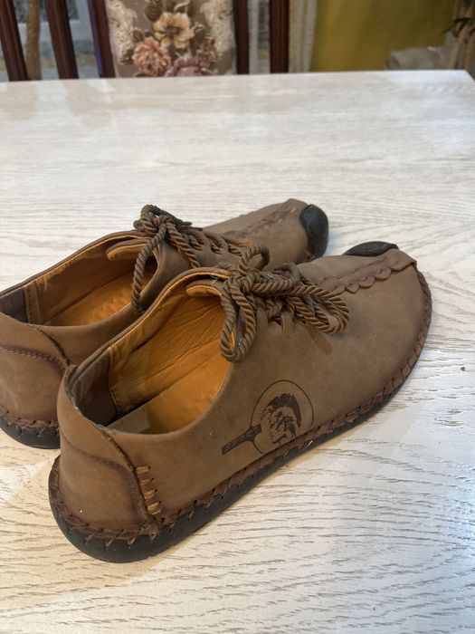 Кросівки туфлі шкіряні