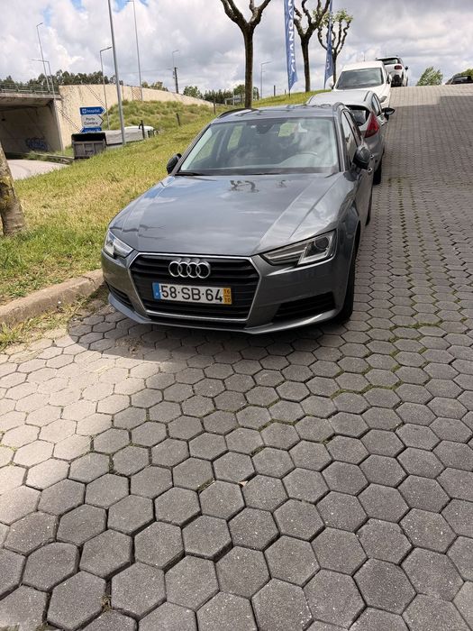 Audi A4 Avant 2.0 TDI Business Line