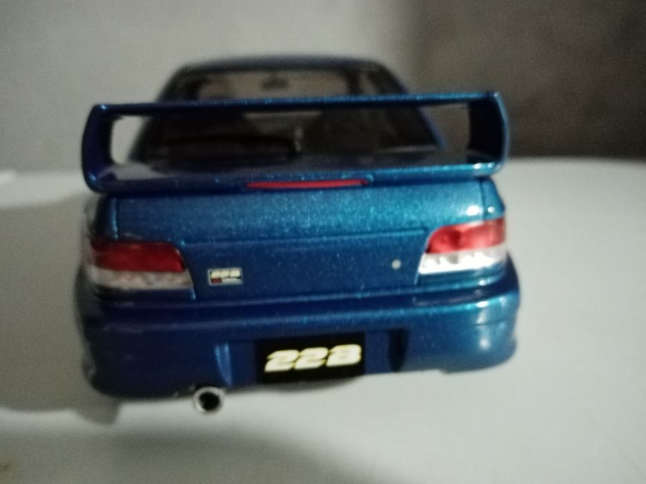 Miniaturas de carros 1.18