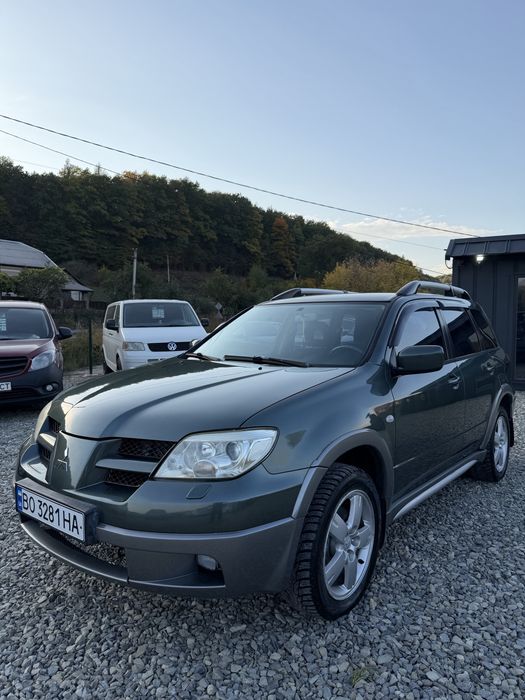 Mitsubishi Outlander