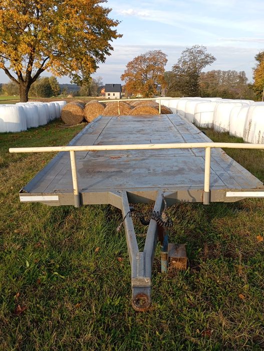 Przyczepa do balotów