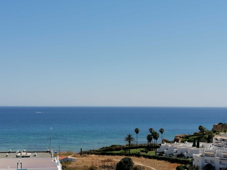 Excelente T1 Piscina+Ac+Garagem 300m Praia A Pêra ALGARVE – Férias