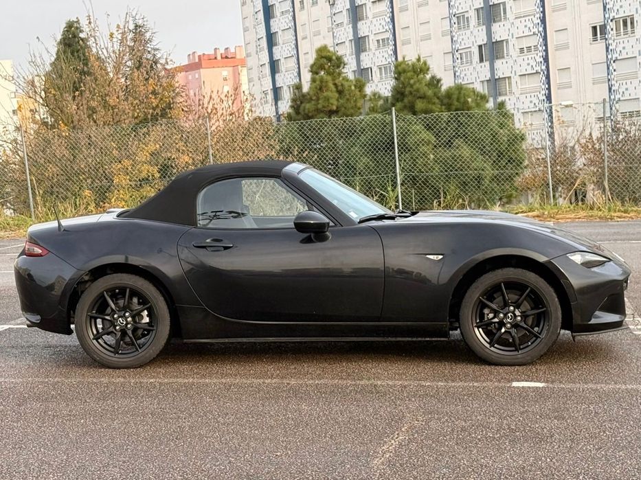 Mazda MX-5 (Miata)64628700176515121