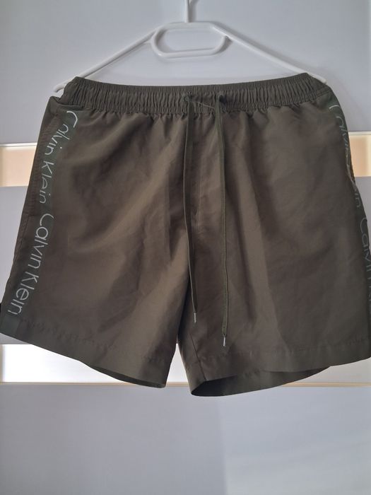 Khaki spodenki Ck