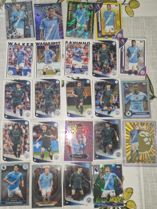 Lote 20 Cartas Manchester City – Haaland Gold Lion & Goal Machine, Agüero Pink Chrome, Bernardo Cracked Ice, De Bruyne
