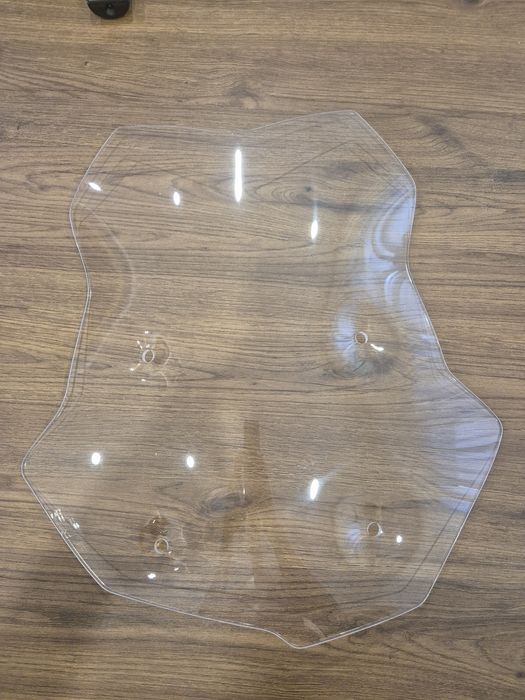 Defletor de vento ou para-brisa para uma Mota