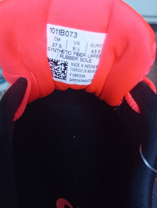 Продам лимитированную версию кроссовок Asics Glide Ride Tokio. Новые.
