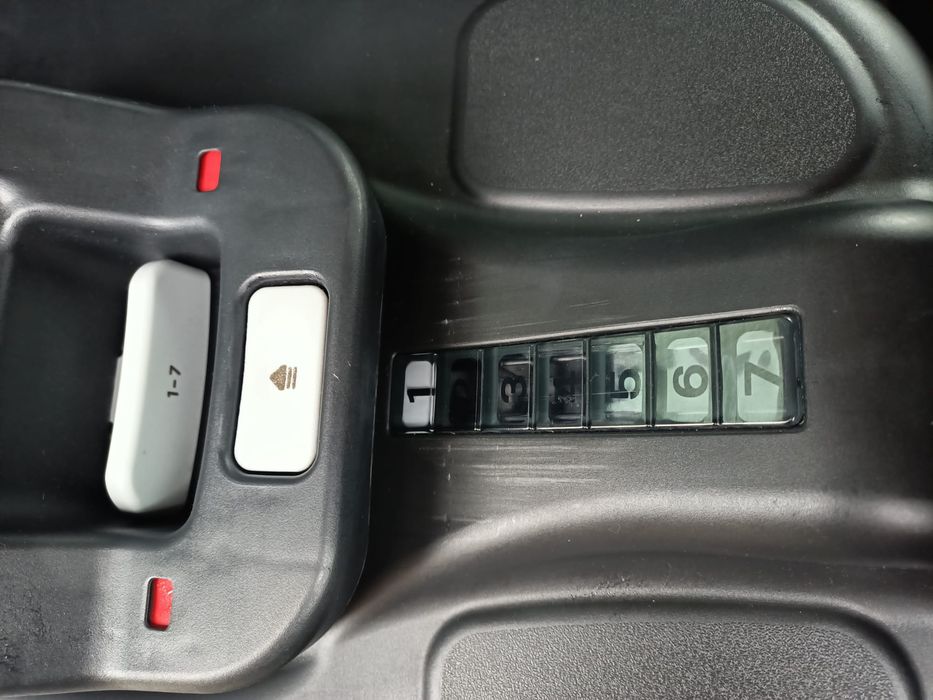 Fotelik samochodowy z bazą ISOFIX