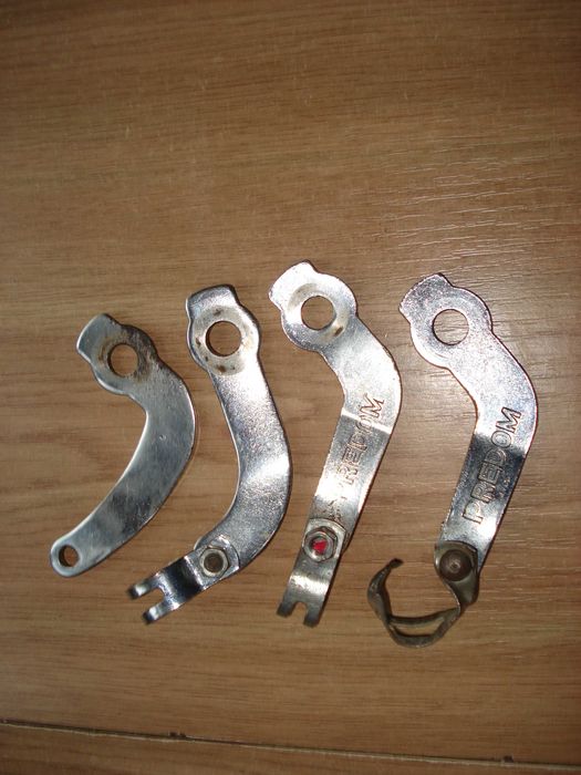 Uchwyt do piasty roweru.