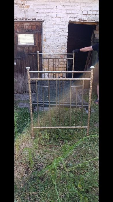 Металеве ліжко / Панцирна сітка (ідеально для просіювання піску, дачі)