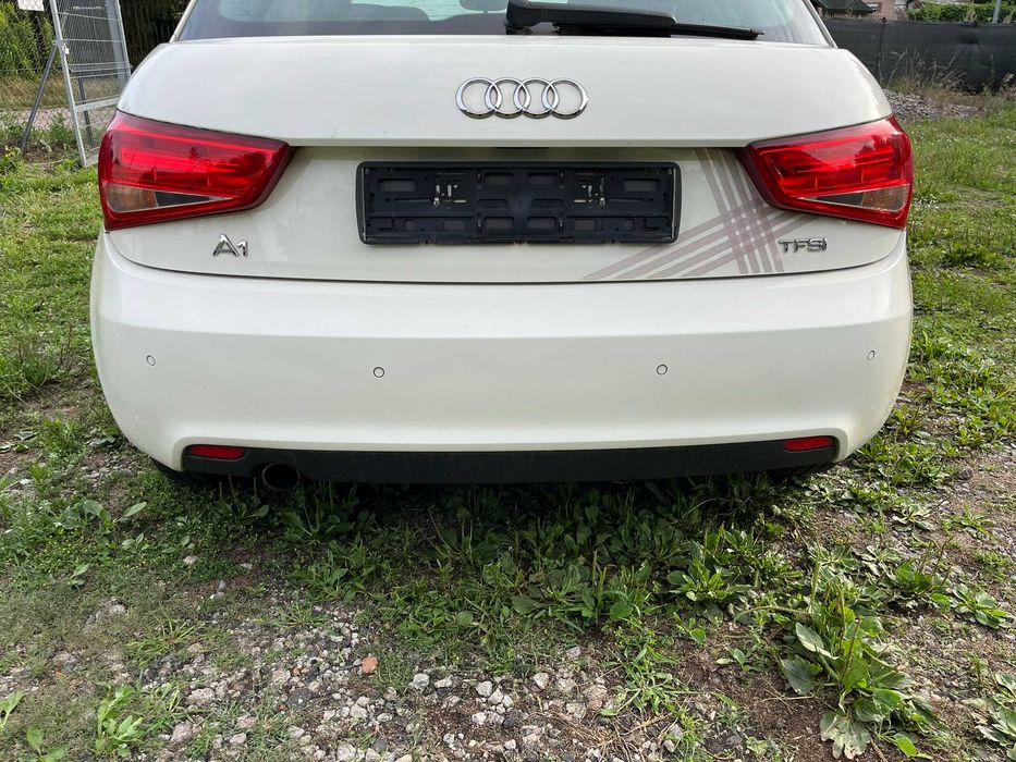 zderzak tył tylni tylny z pdc audi a1 8x0 8x3 3 drzwi 2010 – 2014 ly9k