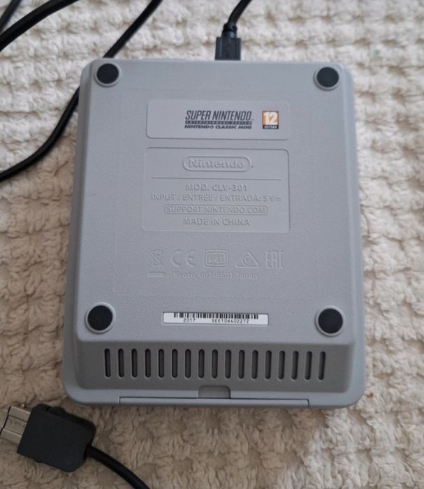 Konsola Super Nintendo CLV 301