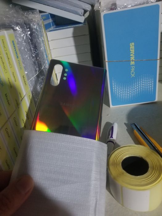 Кришки Samsung, дисплеї samsung