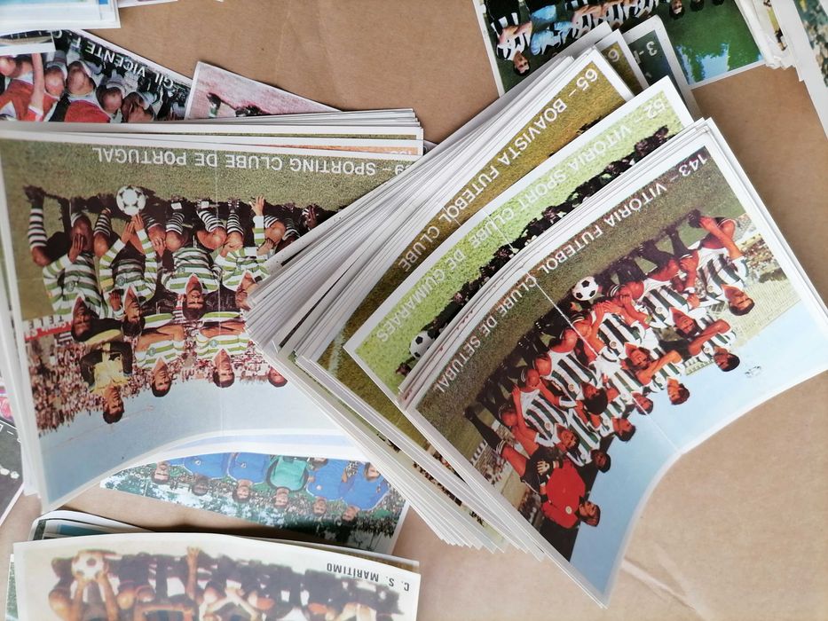 Cromos Equipas 1ª / 2ª e 3ª Divisão Nºs 80's